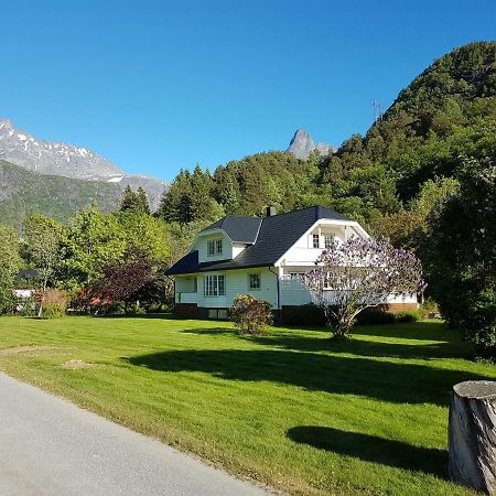 Ferienwohnung Nora Gard Åndalsnes Exterior foto